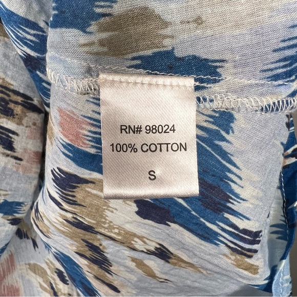 House of Harlow Abstract Floral Printed Short Sleeve Ruffle Zoey Top in Blue S - Picture 5 of 5